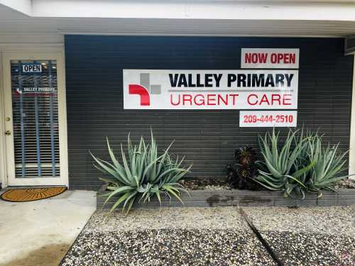 Visual Tour of Valley Primary & Urgent Care in Ceres, CA Visual Tour of Valley Primary & Urgent Care in Ceres, CA
